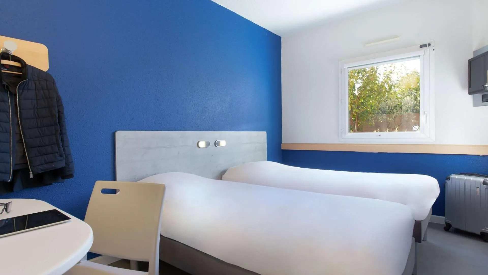 Ibis Budget Saint-Maximin Hotel